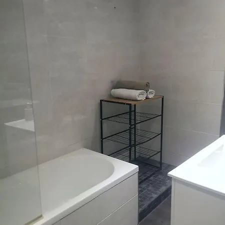 Rouge - Au Coeur De La