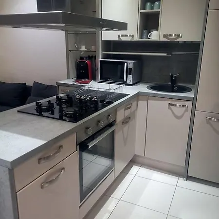 Apartment Rouge - Au Coeur De La Dijon