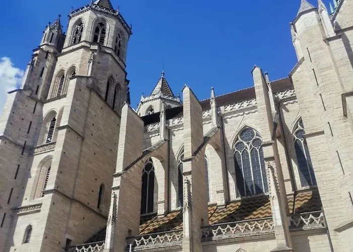 Rouge - Au Coeur De La